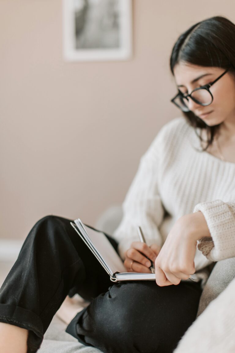 Gratitude journal prompts for wellness check, holistic wellness, slow living, and intellectual wellness